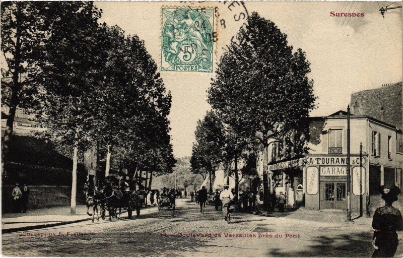 Carte postale ancienne Suresnes Boulevard de Versailles à Suresnes