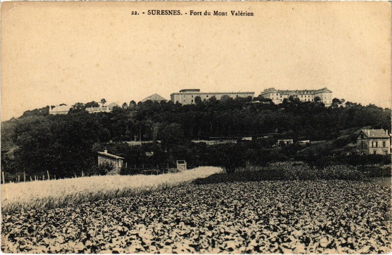Carte postale ancienne Suresnes Fort du Mont Valerien à Suresnes