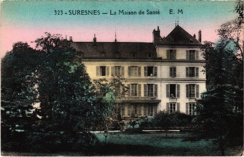 Carte postale ancienne Suresnes Maison de Sante à Suresnes