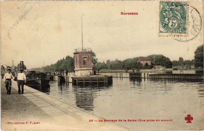 Carte postale ancienne Suresnes Le Barrage de la Seine à Suresnes