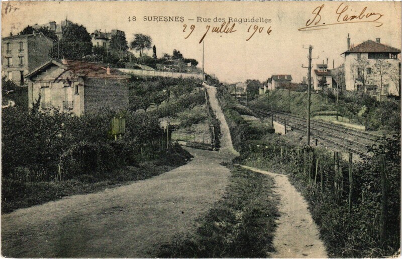 Carte postale ancienne Suresnes Rue des Raguidelles à Suresnes