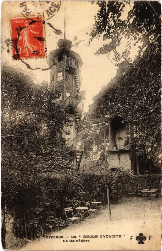 Carte postale ancienne Suresnes La Belle Cycliste Le Belvedere à Suresnes
