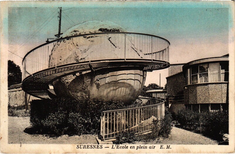 Carte postale ancienne Suresnes Ecole en plein air à Suresnes