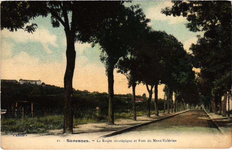 Carte postale ancienne Suresnes Route strategique et Fort du Mont Valerien à Suresnes