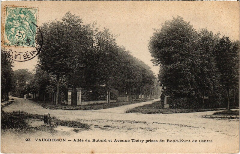Carte postale ancienne Vaucresson Allee du Butard et Avenue Thery à Vaucresson