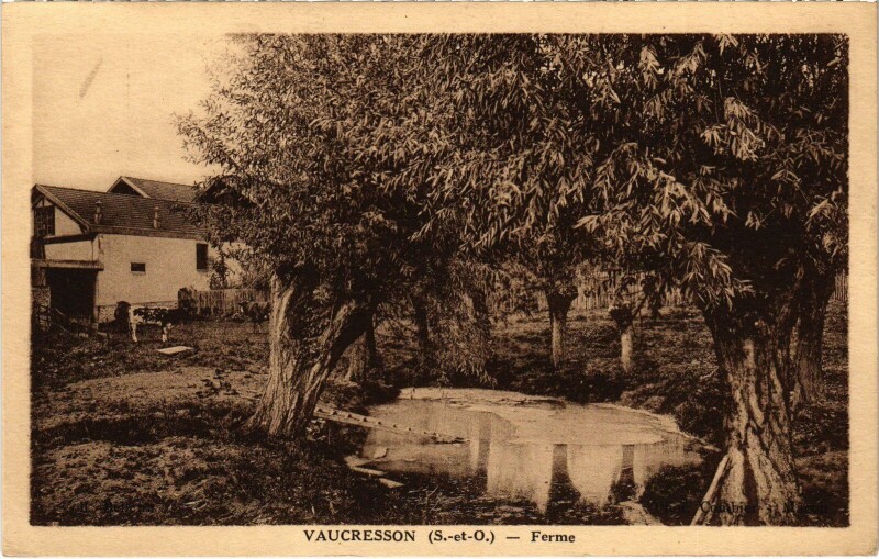 Carte postale ancienne Vaucresson Ferme à Vaucresson