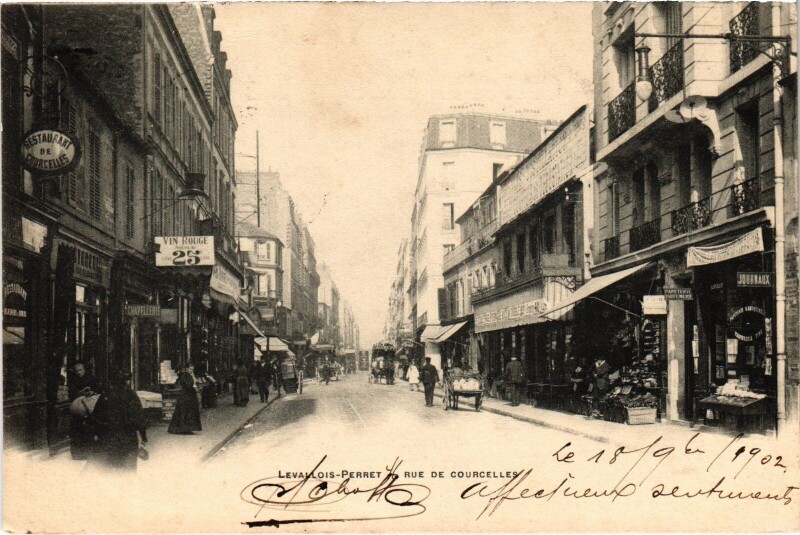Carte postale ancienne Levallois Perret Rue de Courcelles à Levallois-Perret