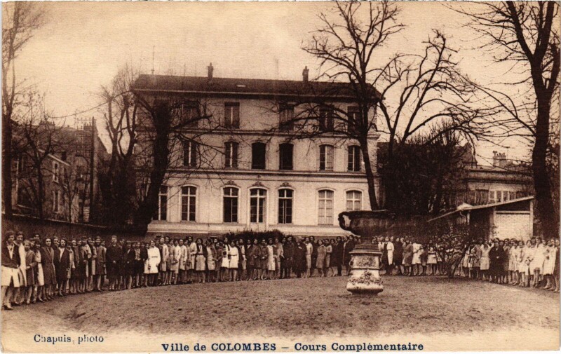 Carte postale ancienne Ville des Colombes Cours Complementaire à Colombes
