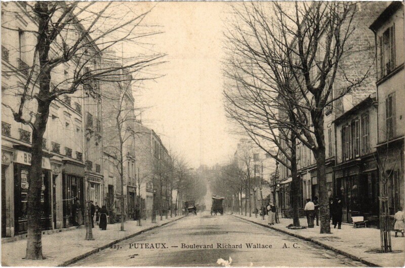 Carte postale ancienne Puteaux Boulevard Richard Wallace à Puteaux