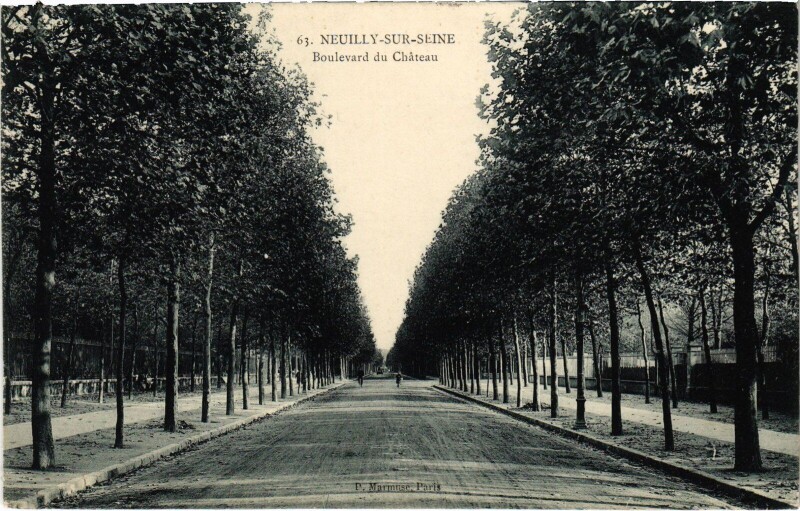 Carte postale ancienne Neuilly Boulevard du Chateau