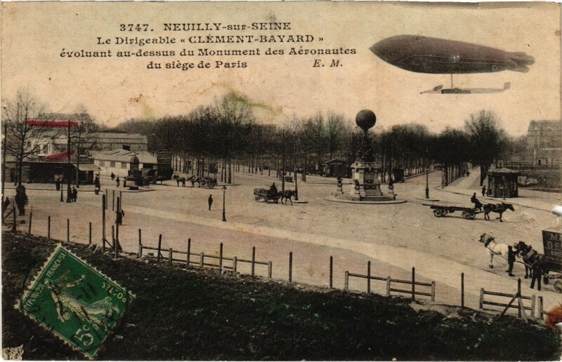 Carte postale ancienne Neuilly Dirigeable Militaire Clement Bayard