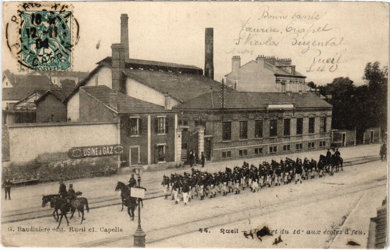 Carte postale ancienne Rueil Depart du 16 aux ecoles a feu