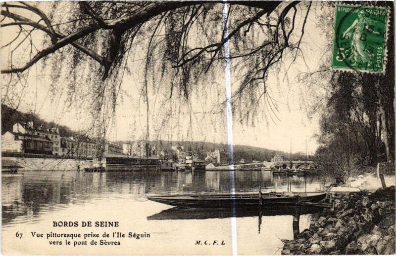 Carte postale ancienne Sevres Bords de Seine