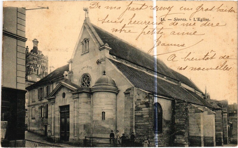 Carte postale ancienne Sevres Eglise