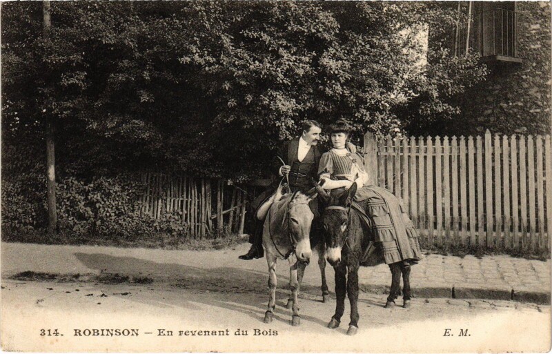 Carte postale ancienne Robinson En revenant du Bois