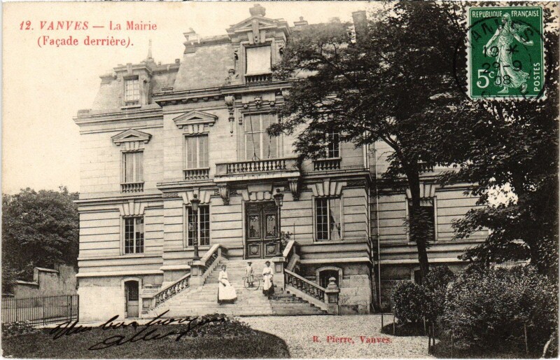 Carte postale ancienne Vanves La Mairie à Vanves