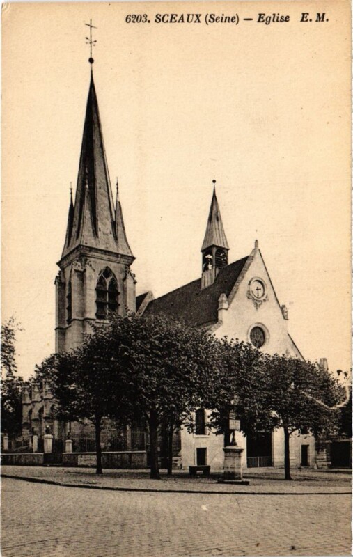 Carte postale ancienne Sceaux Eglise à Sceaux