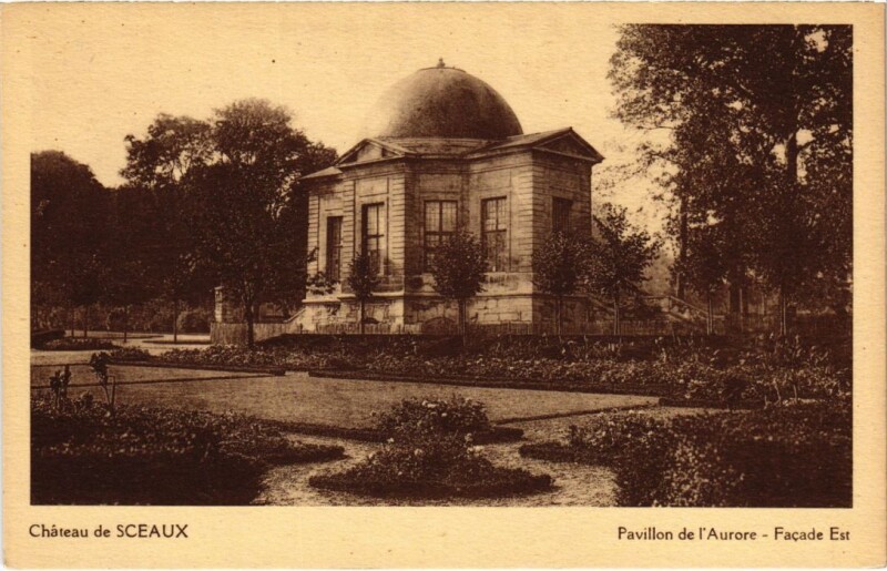 Carte postale ancienne Sceaux Chateau - Pavillon de l'Aurore - Facade Est à Sceaux