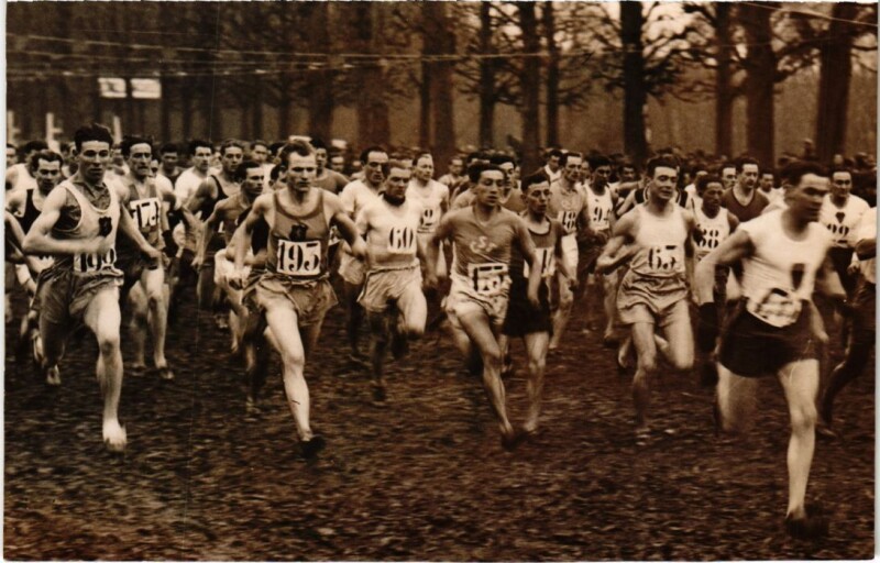 Carte postale ancienne Saint-Cloud Running Race - Photo à Saint-Cloud