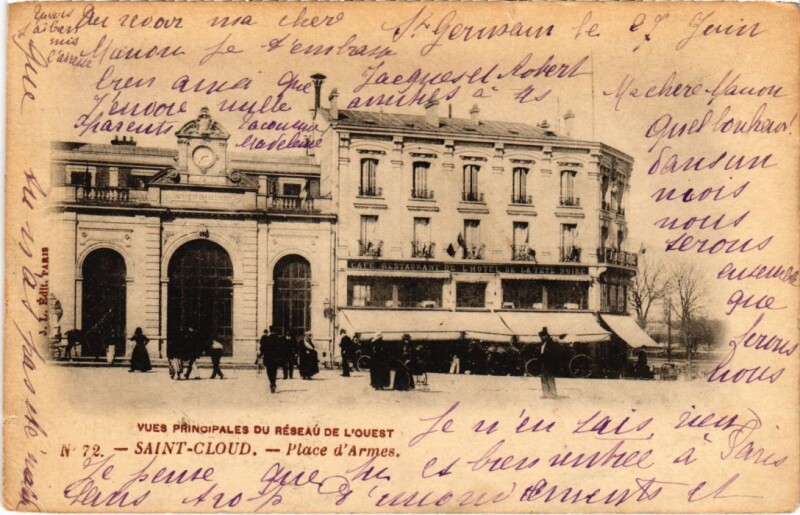 Carte postale ancienne Saint-Cloud Place d'Armes à Saint-Cloud