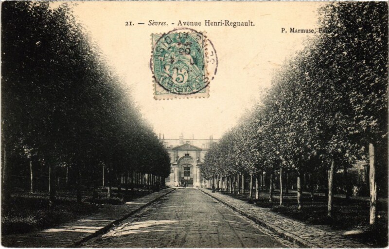 Carte postale ancienne Sevres Avenue Henri-Regnault