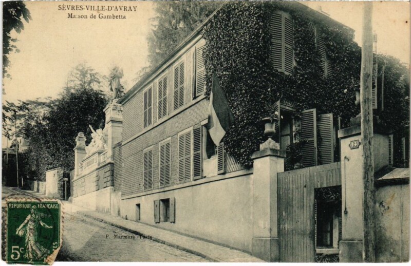Carte postale ancienne Ville-d'Avray Sevres - Maison de Gambetta à Ville-d'Avray