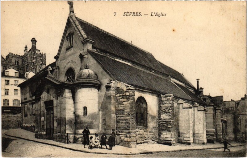 Carte postale ancienne Sevres Eglise