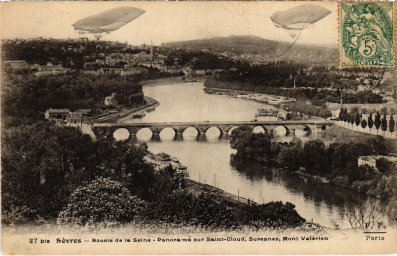 Carte postale ancienne Sevres Saint-Cloud - Suresnes - Mont-Valerien - Zeppelin à Saint-Cloud