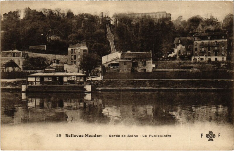 Carte postale ancienne Bellevue-Meudon Bords de Seine - Le Funiculaire à Meudon