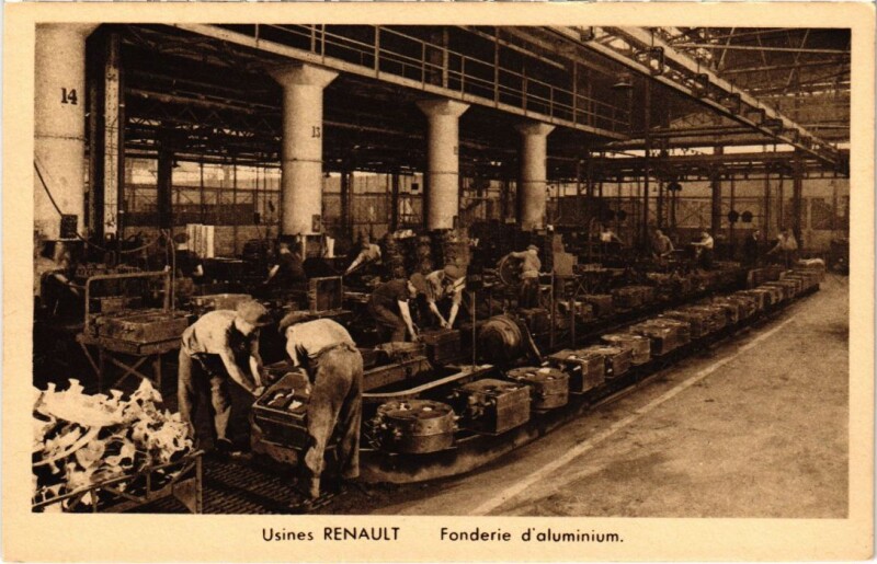 Carte postale ancienne Usines Renault - Fonderie d'Aluminium