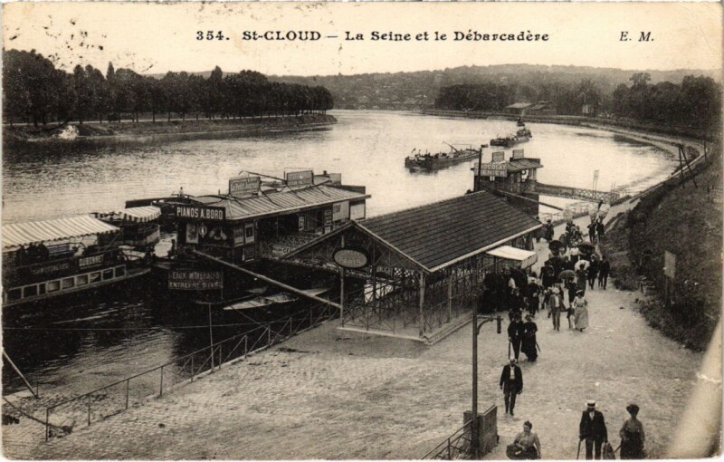 Carte postale ancienne Saint-Cloud La Seine et le Debarcadere à Saint-Cloud