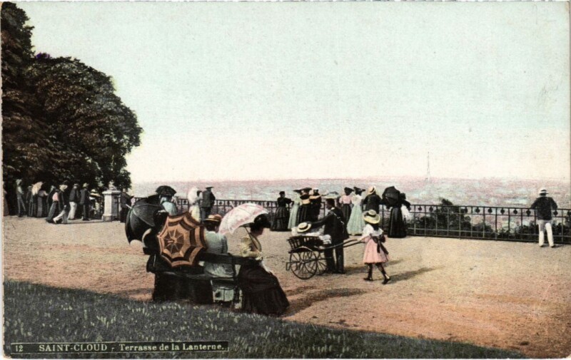 Carte postale ancienne Saint-Cloud Terrasse de la Lanterne à Saint-Cloud