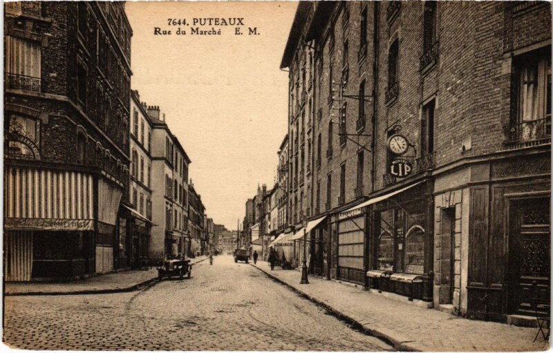 Carte postale ancienne Puteaux Rue du Marche à Puteaux