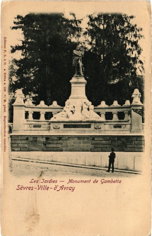 Carte postale ancienne Ville-D'Avray Sevres - Les Jardies - Momument de Gambetta à Ville-d'Avray