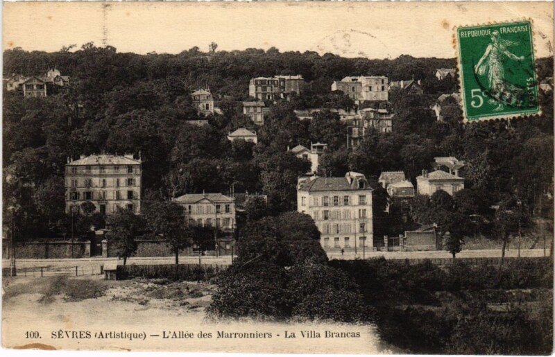 Carte postale ancienne Sevres L'Allee des Marronniers - Villa Brancas