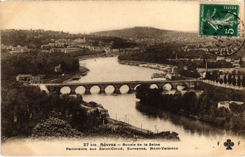 Carte postale ancienne Sevres Saint-Cloud - Suresnes - Mont-Valerien - Panorama à Saint-Cloud