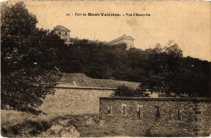 Carte postale ancienne Fort du Mont-Valerien - Vue d'Ensemble