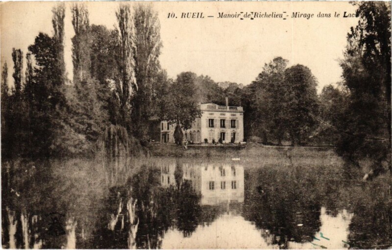 Carte postale ancienne Rueil-Malmaison Manoir de Richelieu - Mirage dans le Lac à Rueil-Malmaison