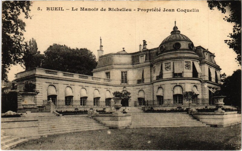 Carte postale ancienne Rueil-Malmaison Manoir de Richelieu - Vu du Parc à Rueil-Malmaison