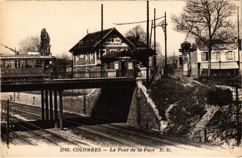 Carte postale ancienne Colombes Le Pont de la Puce à Colombes