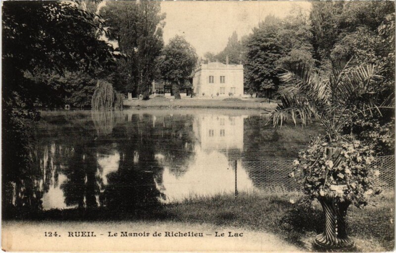 Carte postale ancienne Rueil-Malmaison Le Manoir de Richelieur - Les Terrasses à Rueil-Malmaison