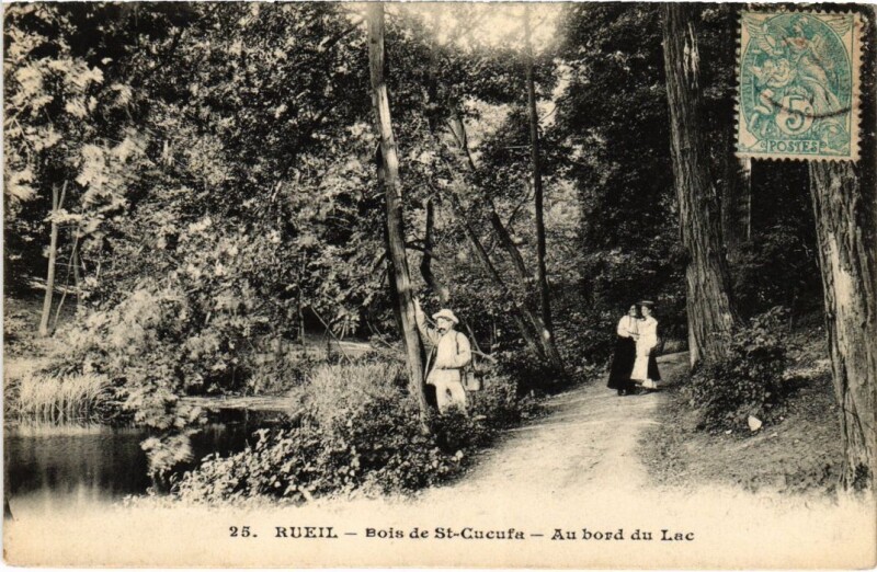 Carte postale ancienne Rueil-Malmaison Bois de Saint-Cucufa - Au Bord du Lac à Rueil-Malmaison