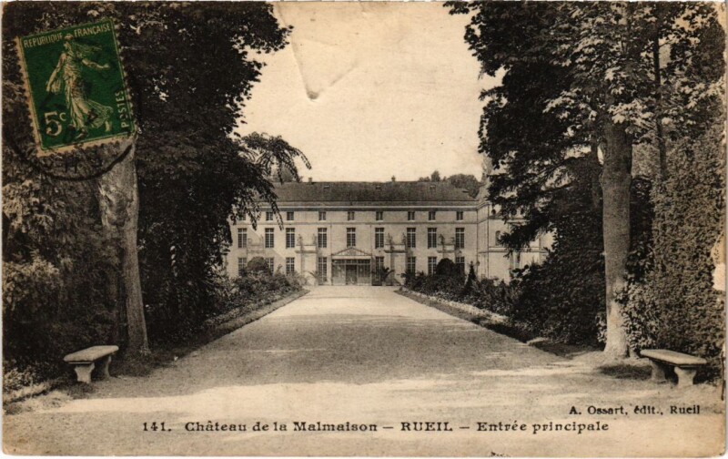 Carte postale ancienne Rueil Entrée principale du Chateau de la Malmaison à Rueil-Malmaison