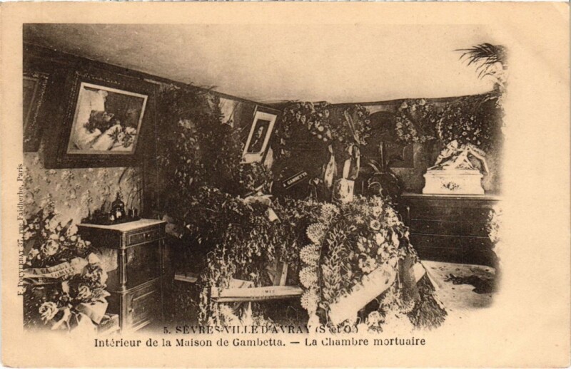 Carte postale ancienne Ville-d'Avray Sevres - Interieur de la Maison de Gambetta à Ville-d'Avray