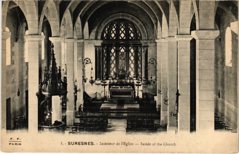 Carte postale ancienne Suresnes Interieur de l'Eglise à Suresnes