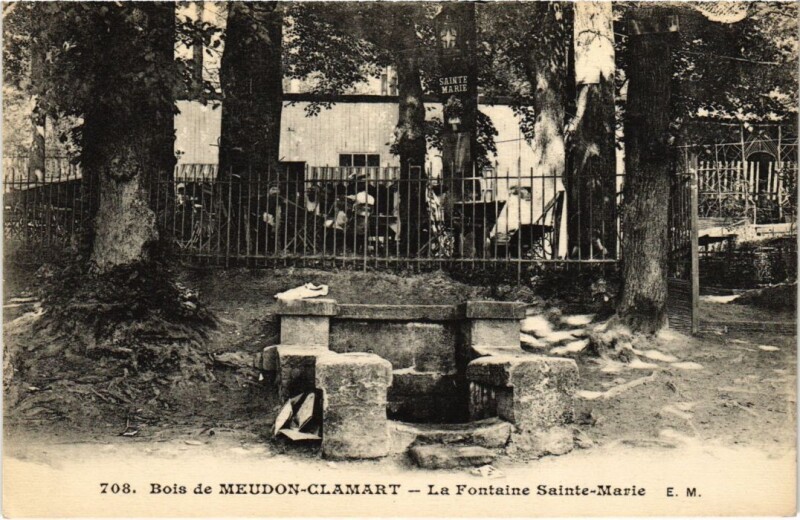 Carte postale ancienne Bois de Meudon-Clamart - La Fontaine Sainte-Marie à Clamart