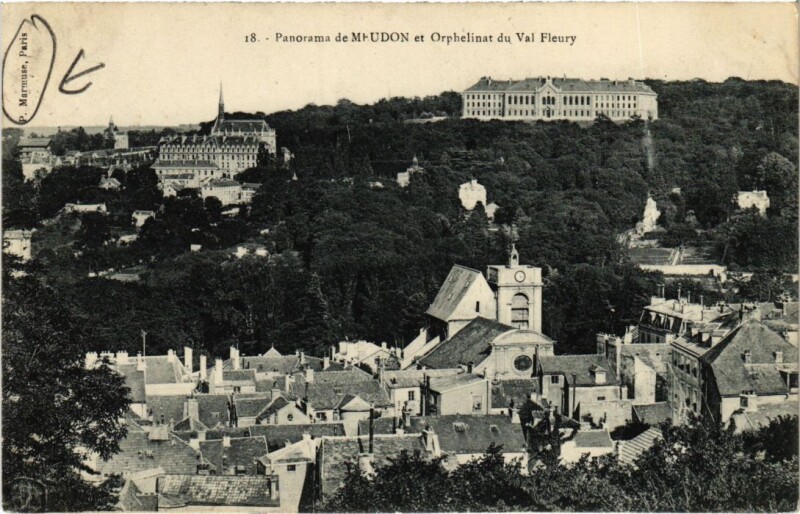 Carte postale ancienne Meudon Panorama et Orphelinat du Val-Fleury à Meudon