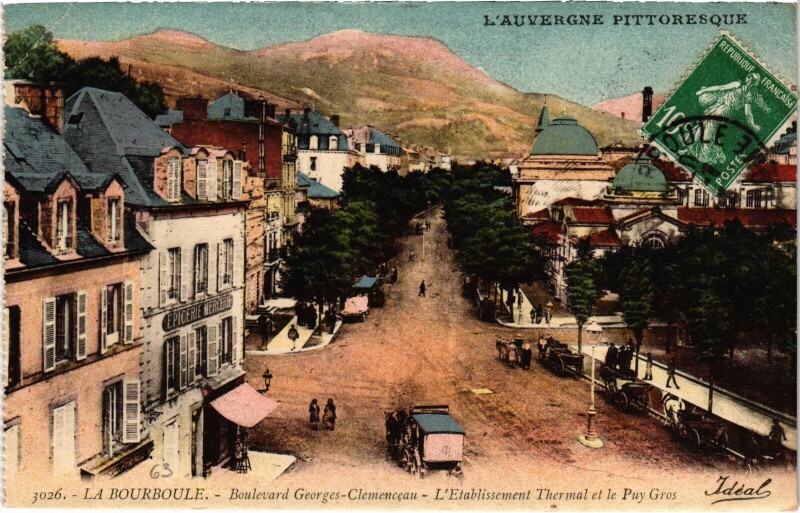 Carte postale ancienne La Bourboule Boulevard Georges-Clemenceau France à La Bourboule