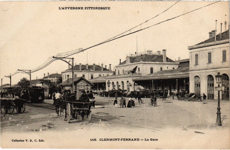 Carte postale ancienne Clermont-Ferrand La Gare France à Clermont-Ferrand