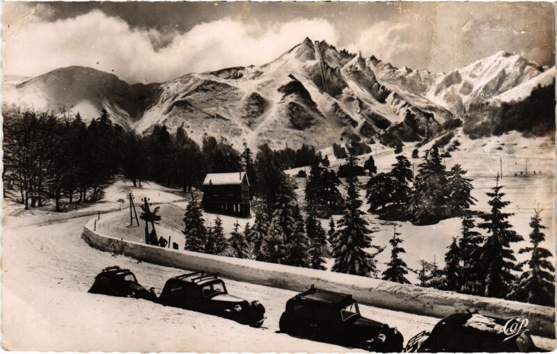 Carte postale ancienne Mont-Dore Le Sancy France à Mont-Dore